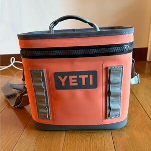 YETI Coral Hopper 8